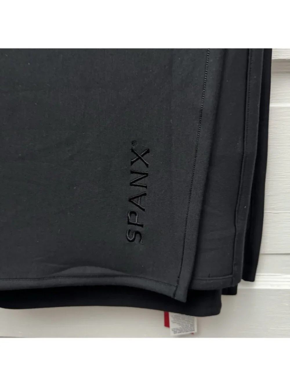 NWT Spanx AirEssentials Blanket Wrap Scarf Shawl Very Black OSFA Modal Blend